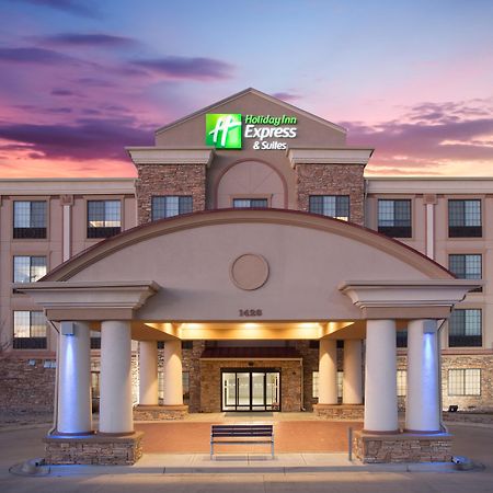 Holiday Inn Express Hotel & Suites Fort Collins By Ihg Bagian luar foto