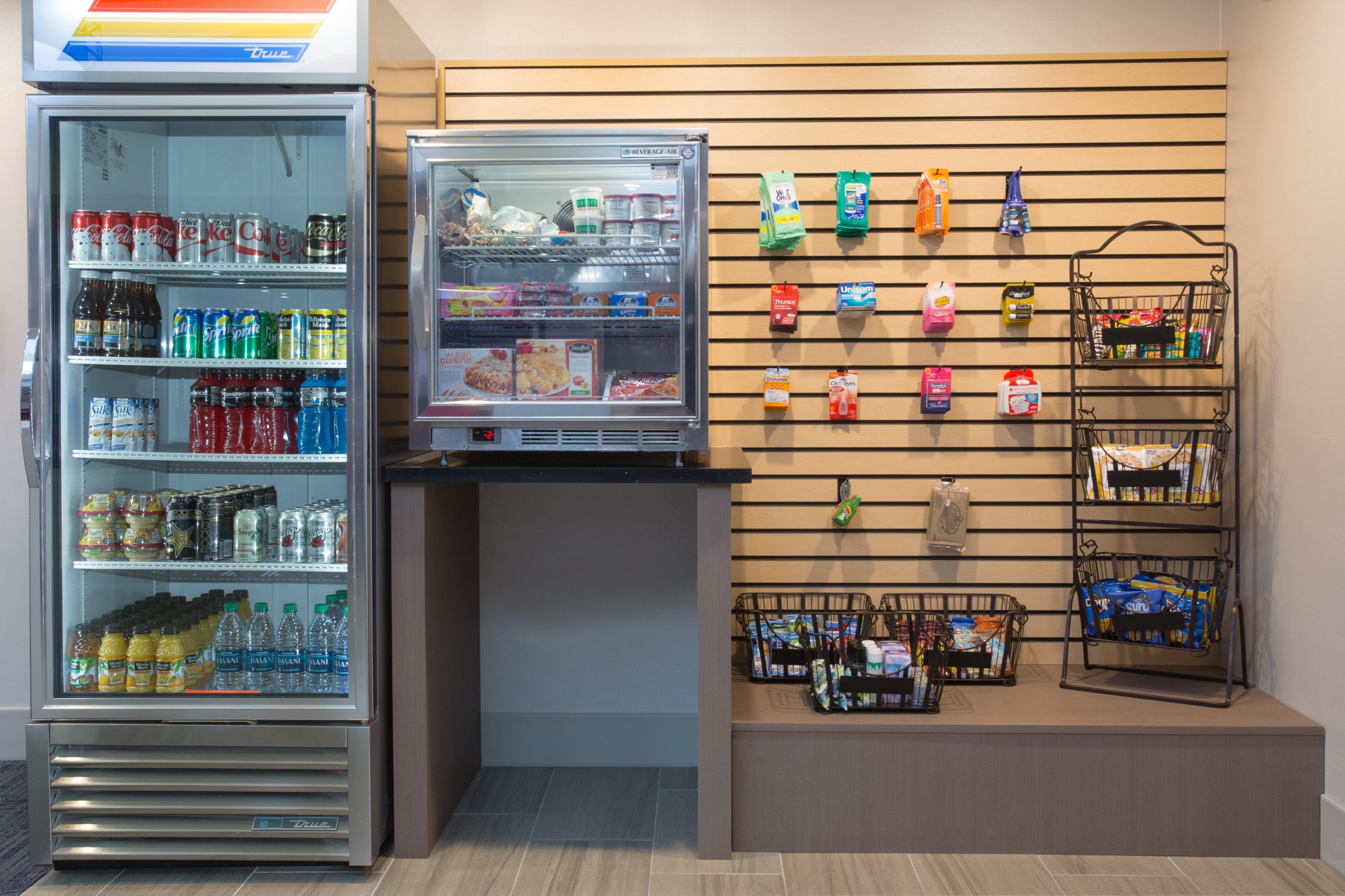 Holiday Inn Express Hotel & Suites Fort Collins By Ihg Bagian luar foto
