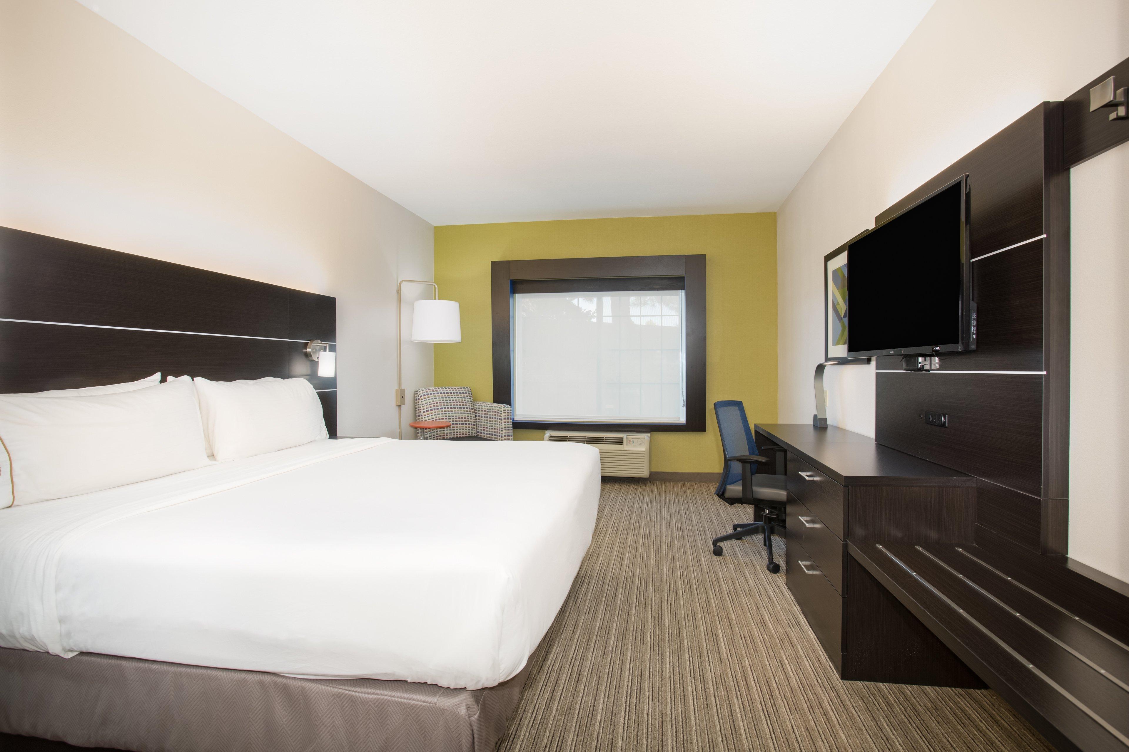 Holiday Inn Express Hotel & Suites Fort Collins By Ihg Bagian luar foto