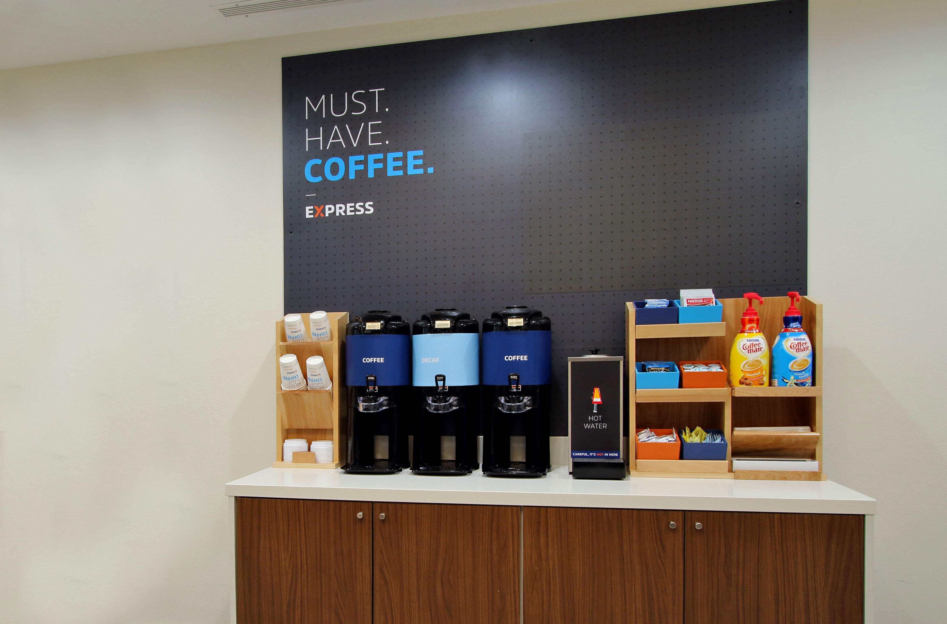 Holiday Inn Express Hotel & Suites Fort Collins By Ihg Bagian luar foto