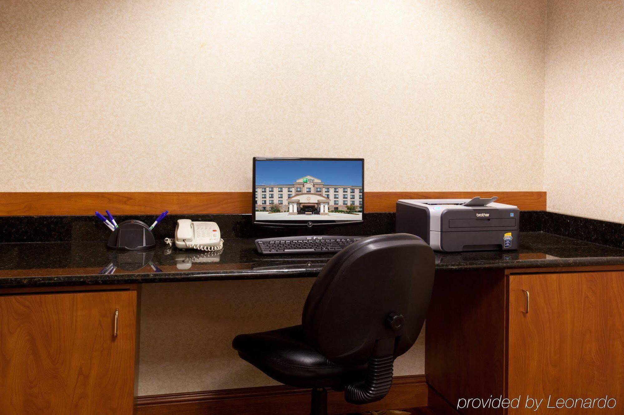 Holiday Inn Express Hotel & Suites Fort Collins, An Ihg Hotel Bagian luar foto